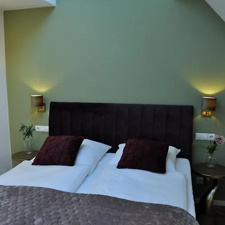 Πανσιόν Hofgarten Rosa