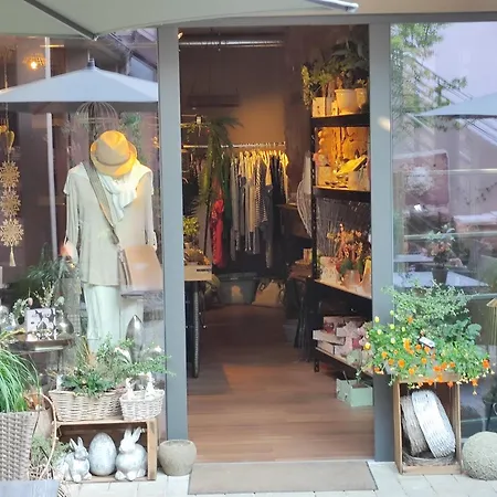 Hofgarten Rosa Πανσιόν Ilbesheim bei Landau in der Pfalz