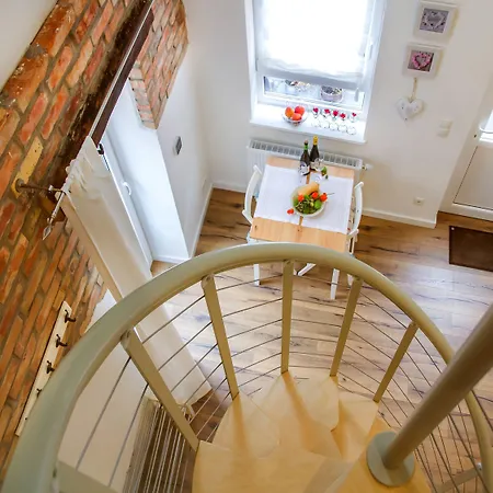 Hofgarten Rosa בית הארחה Ilbesheim bei Landau in der Pfalz