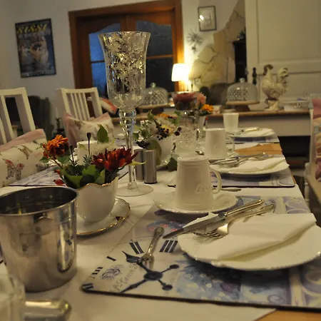 Gæstehus Hofgarten Rosa 3*