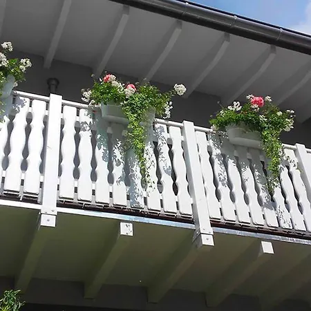 Gæstehus Hofgarten Rosa 3*