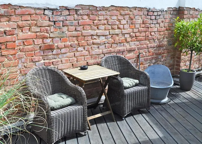 Hofgarten Rosa 3* Ilbesheim bei Landau in der Pfalz